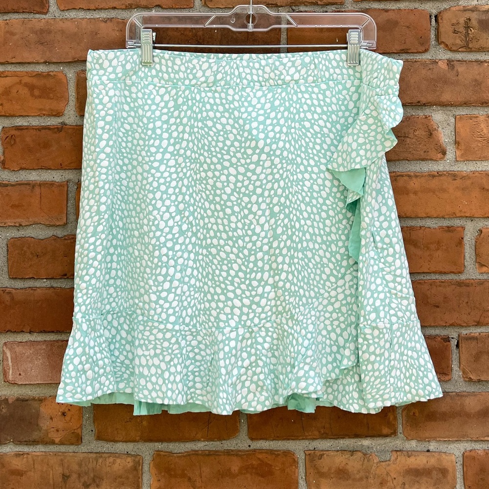 NWT Boohoo Dalmatian Print Ruffle Skater Skirt